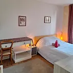 Balcony With Alpine Views, Garage And Parking, Geneva 15 Min