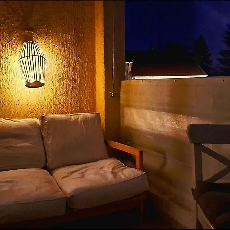 Balcony With Alpine Views, Garage And Parking, Geneva 15 Min Ornex